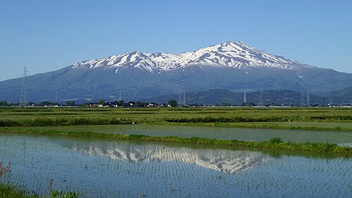 鸟海山