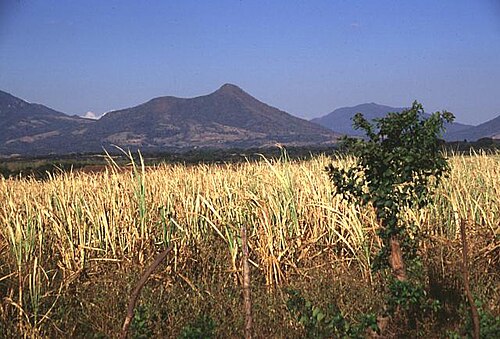 塔布雷特火山