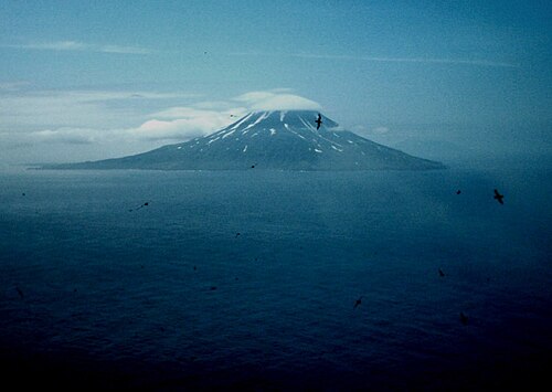 萨雷切夫火山