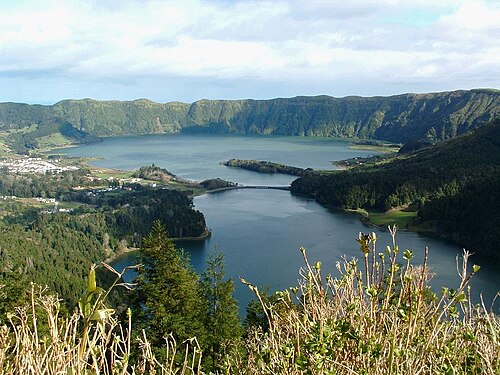 Sete Cidades Massif
